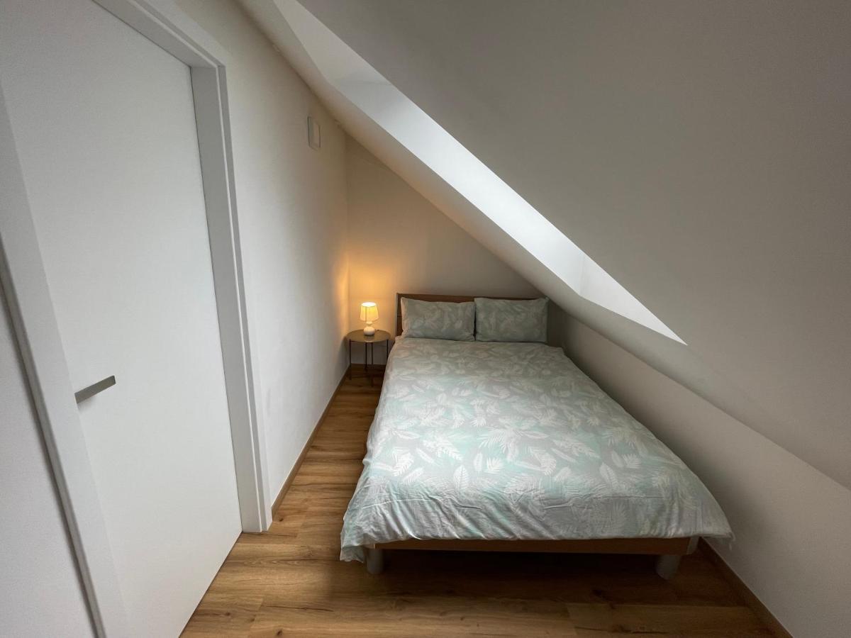 Apartman Svetla Pardubice Bagian luar foto